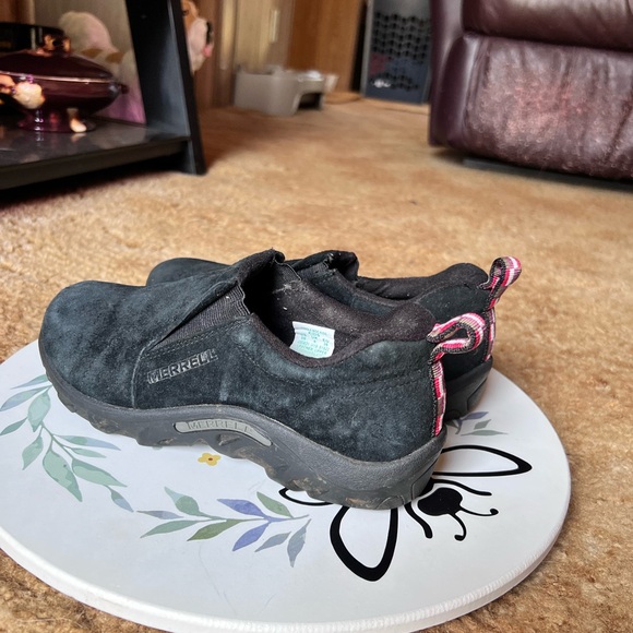 Merrell Jungle Moc Slip On Shoes in Black Suede Leather kids size 5. - Picture 14 of 17